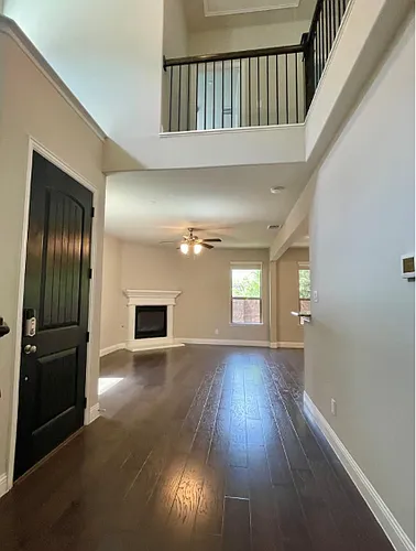 6313 Burbank Way Photo 1