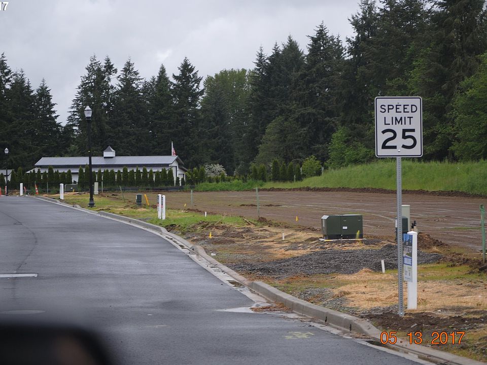 2nd image of 10701 NE 92nd Ave