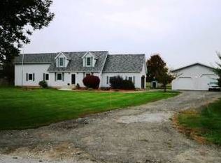 1421 S 300 E, La Porte, IN 46350