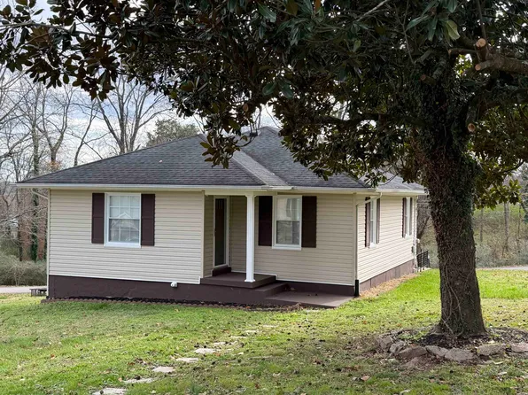 411 Moore Dr, Columbia, TN 38401