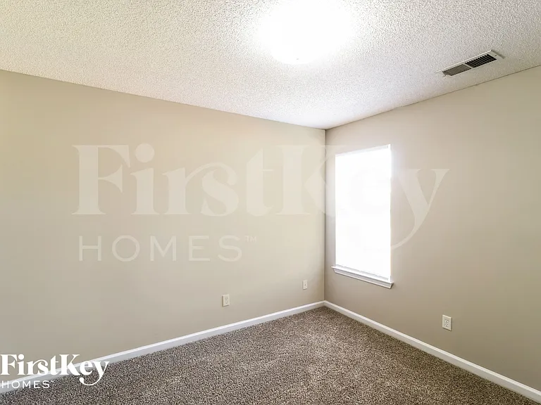 1523 Beringer Dr — Photo 12