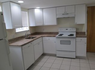 8 Dunham St #B, Lexington, MA 02420