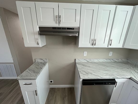 5th image of 6410 Lovett Ave