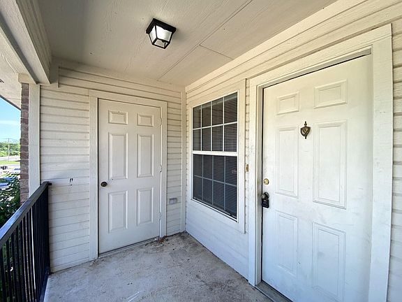 2nd image of 330 S 40th St APT C