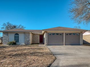 120 Mariposa Dr, Del Rio, TX 78840