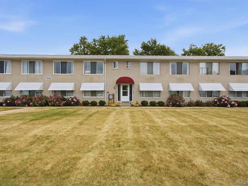 1st image of 27094 Sandy Hill Ln Unit 22