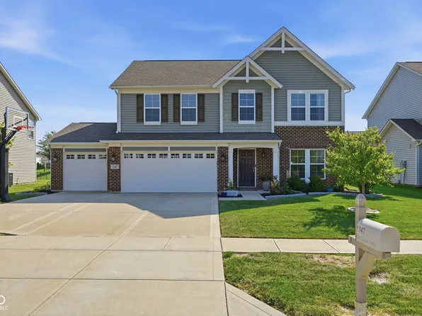 1347 Glen Canyon Dr, Greenwood, IN 46143
