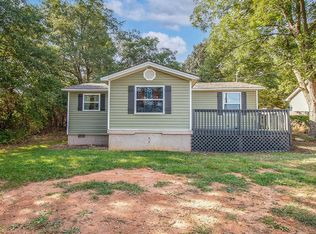 1365 Pine Log Ford Rd, Taylors, SC 29687