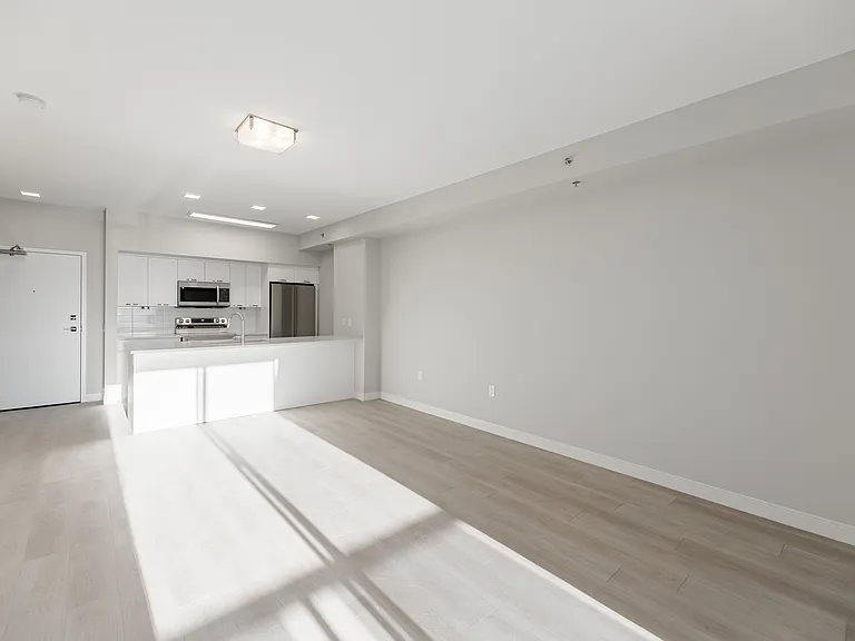 15 Refinery Way — Photo 37