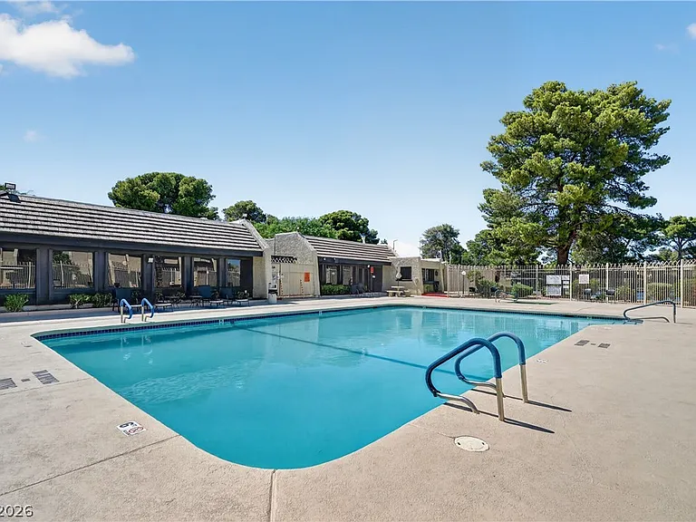 3209 Kinsale Ct — Photo 15