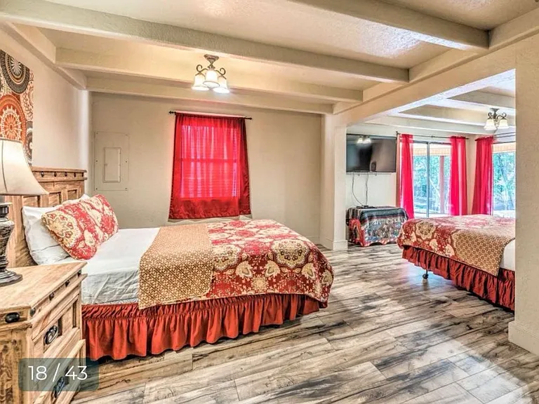 215 Maple Dr #0 — Photo 6