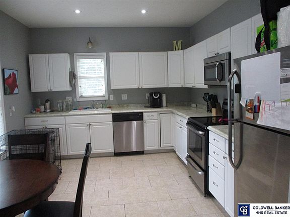 5th image of 823 N 29th St