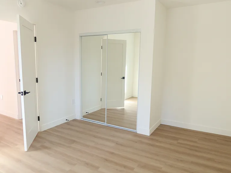 1734 N Taft Ave #5 — Photo 9