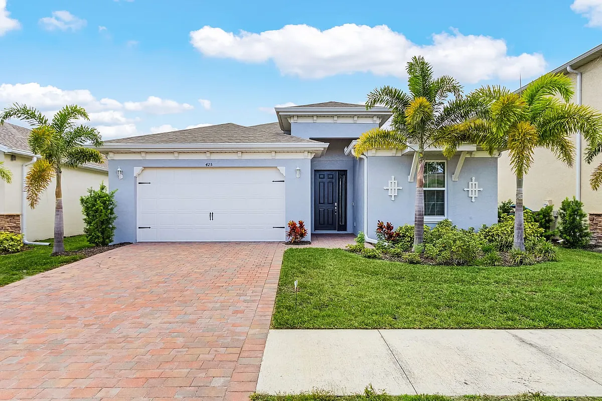 Building Photo - 425 Coral Reef Pl