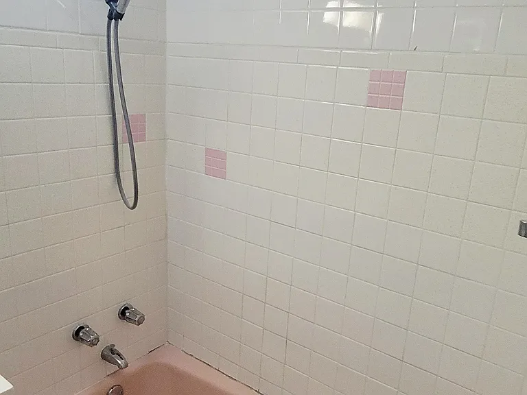 9220 Seymour Ave #2W — Photo 10