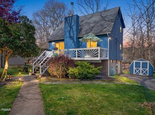 117 Park Ridge Dr, Milford, PA 18337
