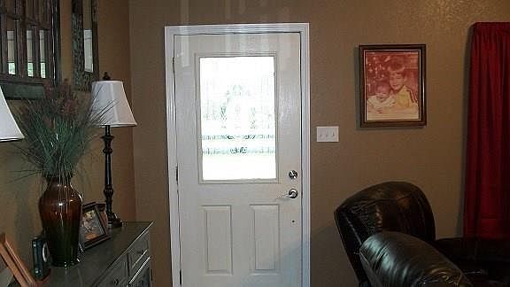 4th image of 8117 Belmont Dr