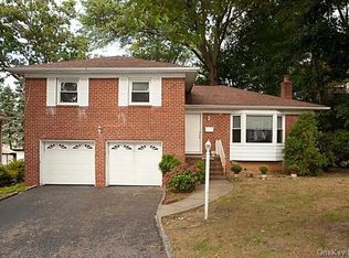 57 E Fort Hill Rd, Yonkers, NY 10710