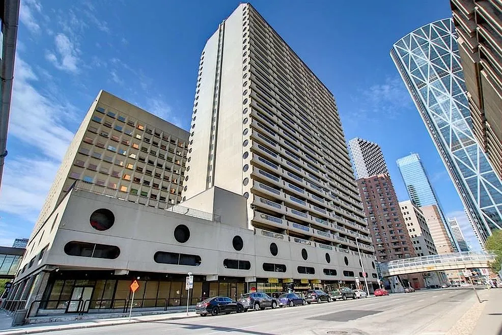 1 bedroom Condo Apartment Downtown — Photo 1
