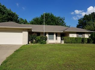 712 Rosewood St, Ardmore, OK 73401