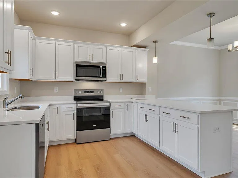 328 Woodside Dr — Photo 6
