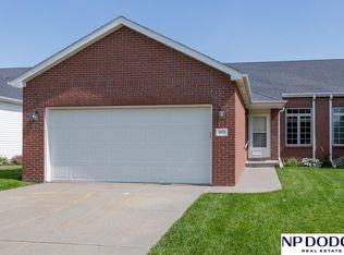 2871 Porter Ridge Rd, Lincoln, NE 68516