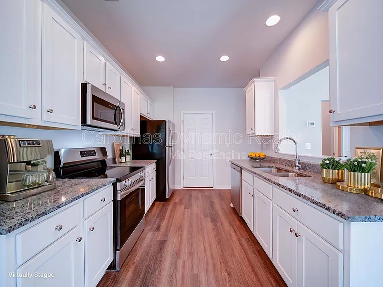914 S Battleground Ave #4 — Photo 6
