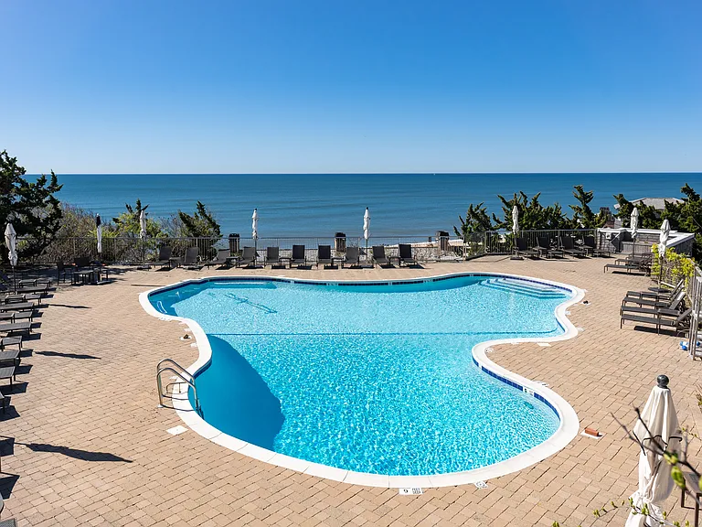 272 Old Montauk Hwy #2 — Photo 28