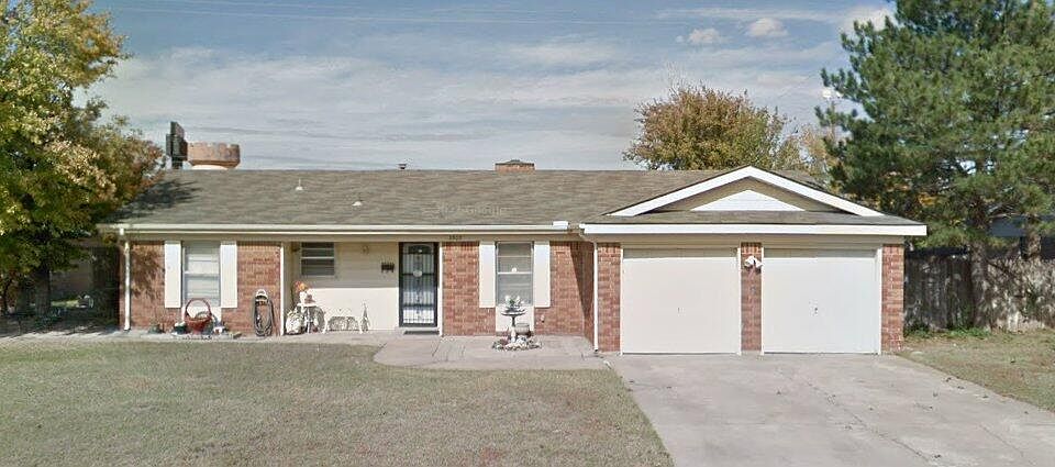 1st image of 2503 SE 19th Ave