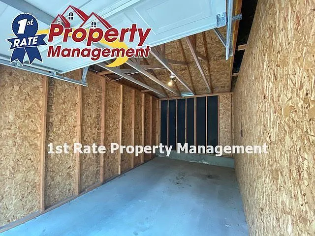 1714 S Eagleson Rd #8 — Photo 4