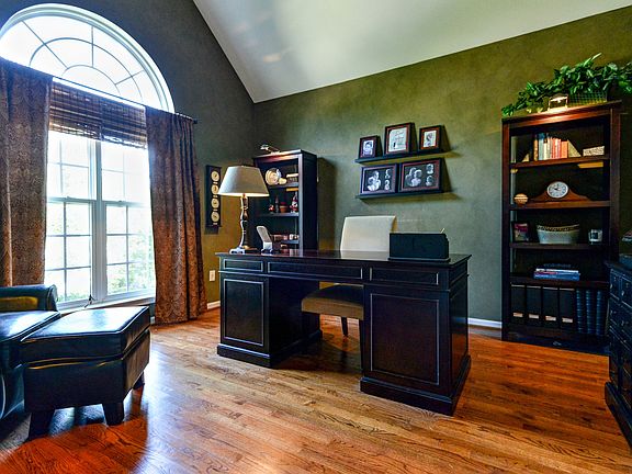 5th image of 7038 Sedgebrook Dr W
