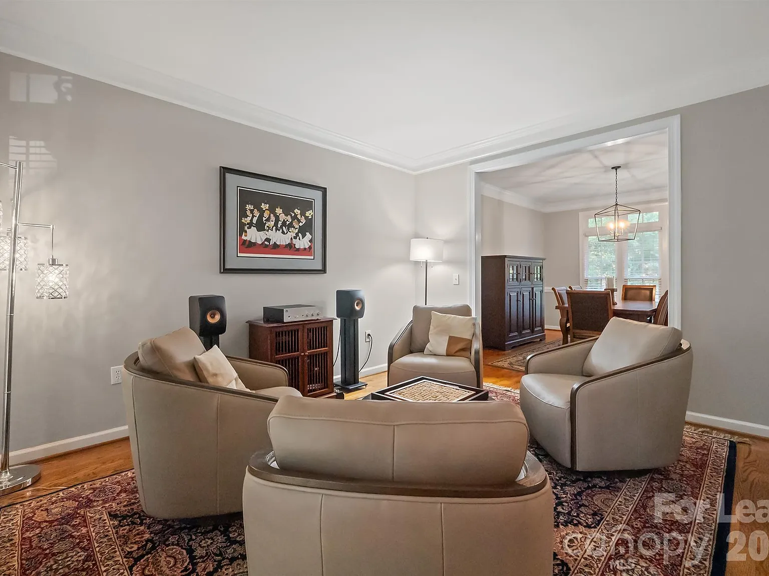 5 bed, 4.0 bath, 3545 sqft, $3,900 — Photo 3