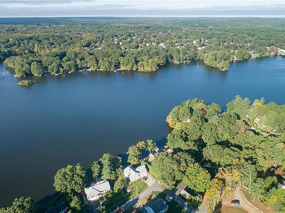 5th image of 59 Greenlake Dr