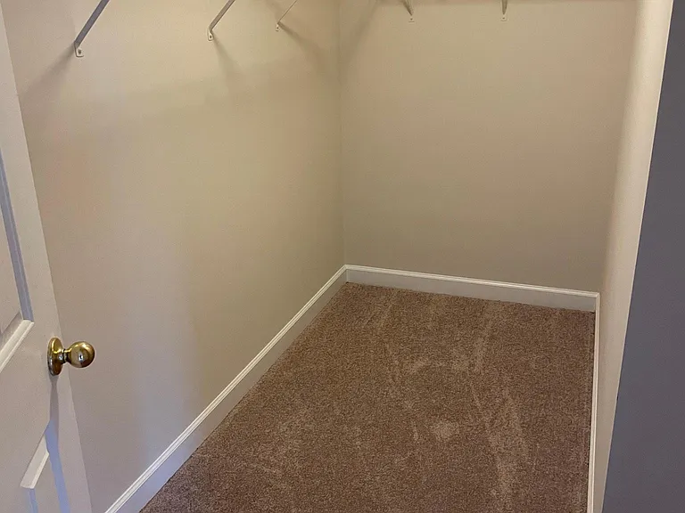 210 Earhart Ct — Photo 24