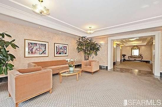 3rd image of 2040 Franklin St APT 506