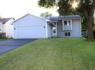 16541 Javelin Ave, Lakeville, MN 55044