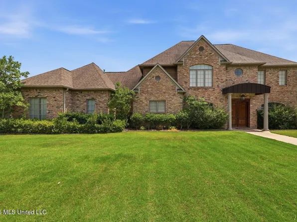 553 Twin Cedars Dr, Madison, MS 39110