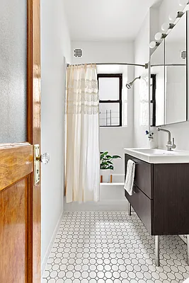 Sold by Compass | media 8