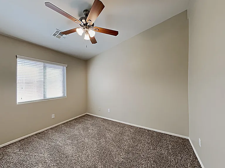 9532 W Miami St — Photo 4