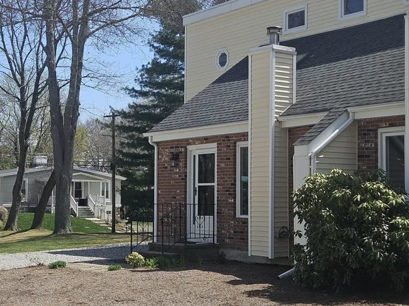 47 Broadway S, Westbrook, CT 06498