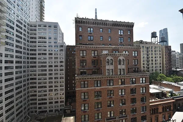 Rented by (Legacy) NY Quality Living Uptown | media 20