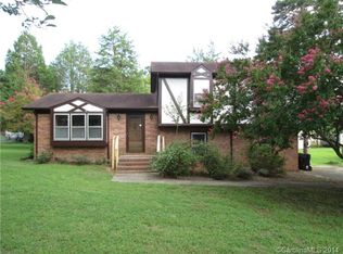 2609 Woodcrest Dr SW, Concord, NC 28027