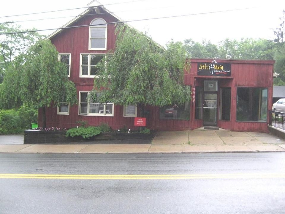  VIEW FROM STREET