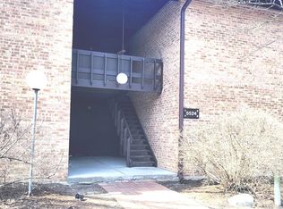 5524 E Lake Dr #84-C, Lisle, IL