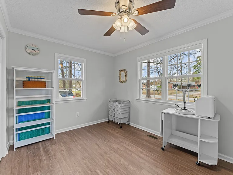 2211 Steeple Chase Dr — Photo 31