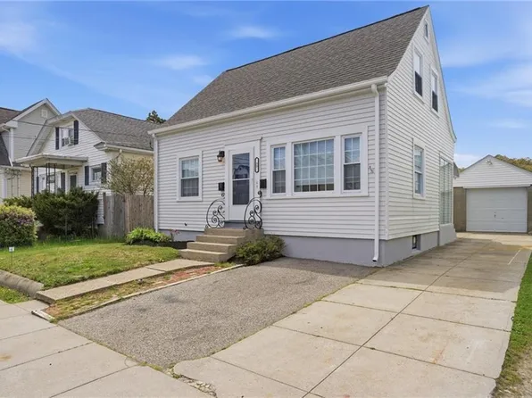 53 Victory St, Cranston, RI 02910