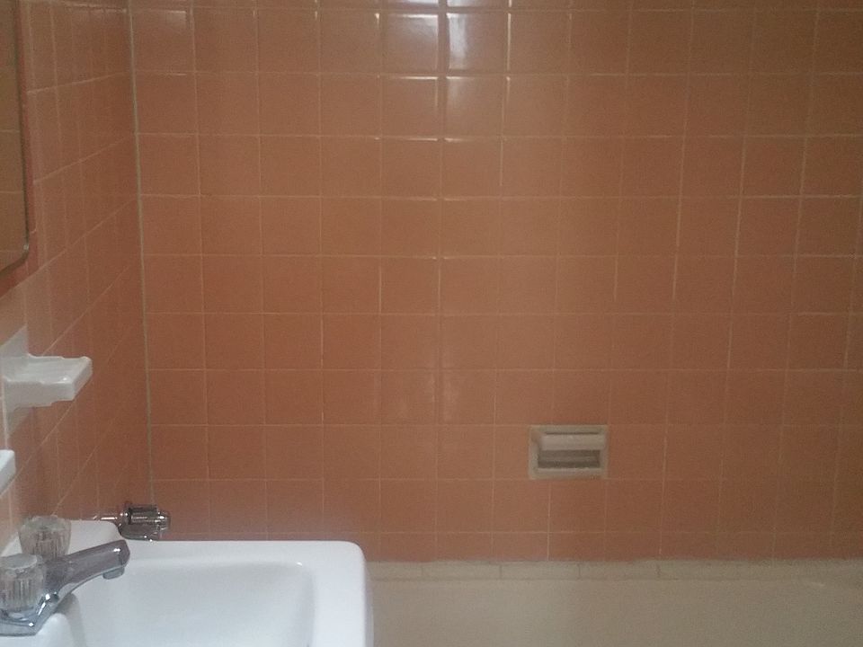 2nd image of 400 Unruh Ave APT C