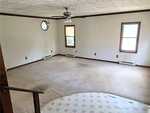 5th image of 2205 Overlook Rd