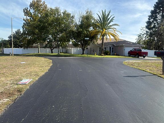 5th image of 7856 Empire Ct