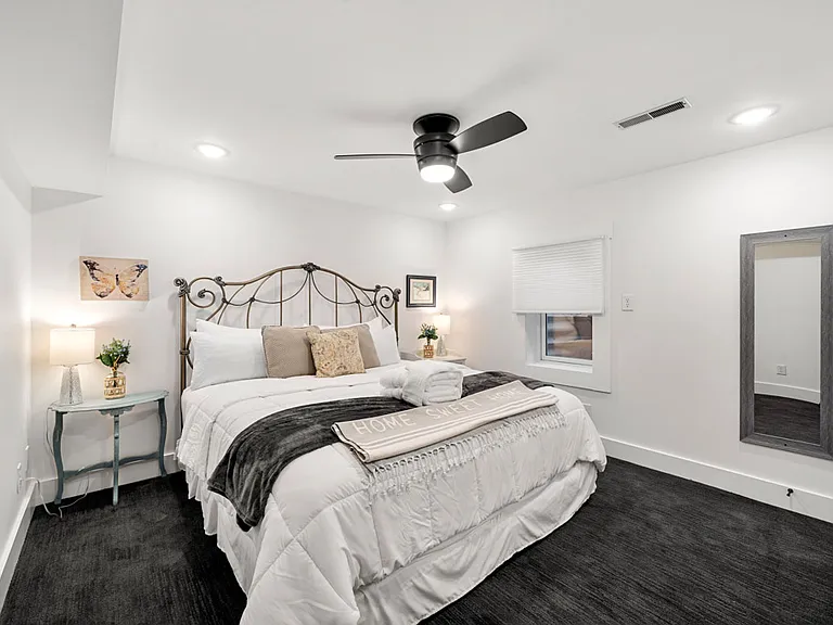 235 Royal Pines Dr — Photo 16